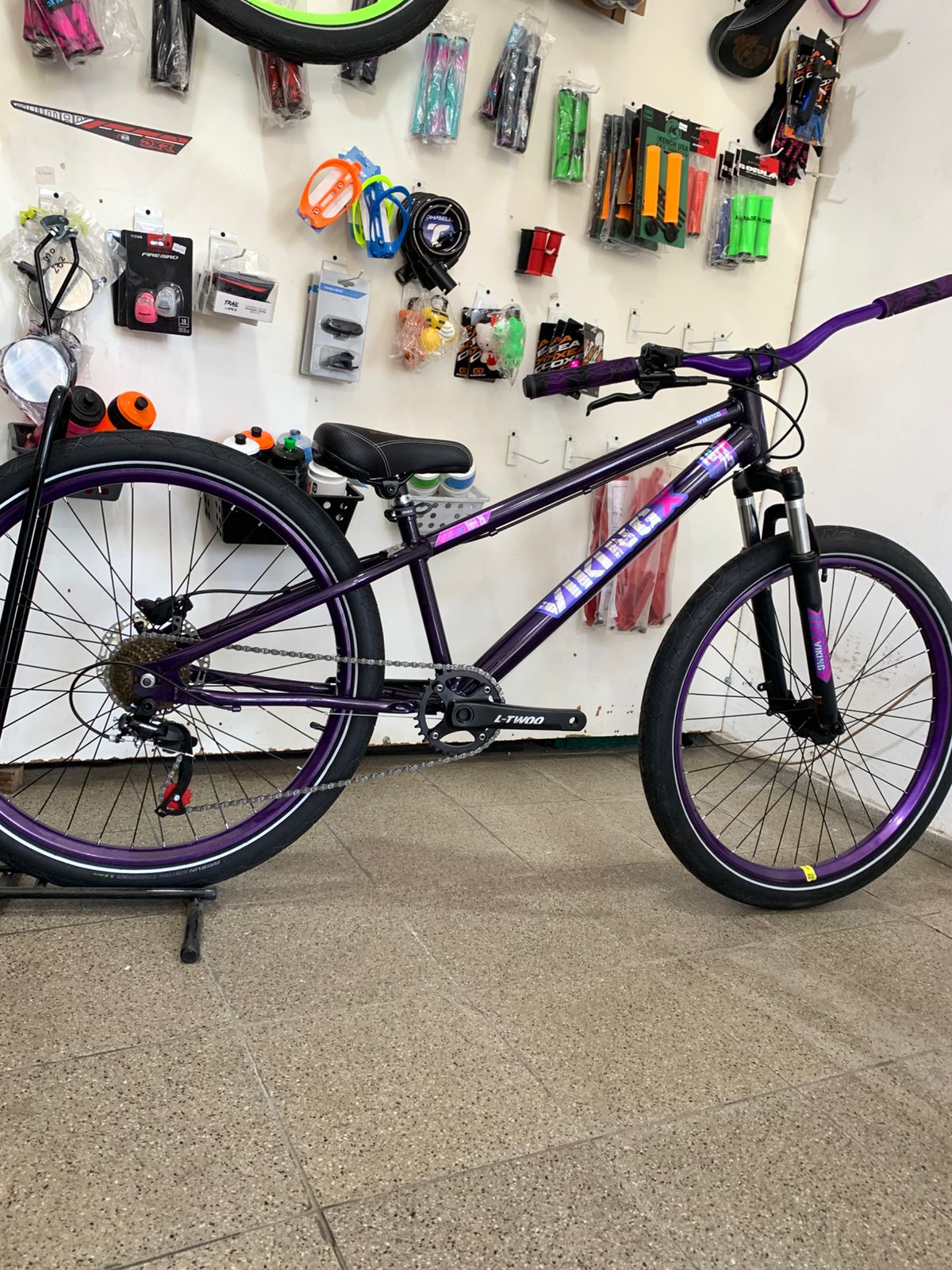VIKINGX TUFF 25 STUNT 