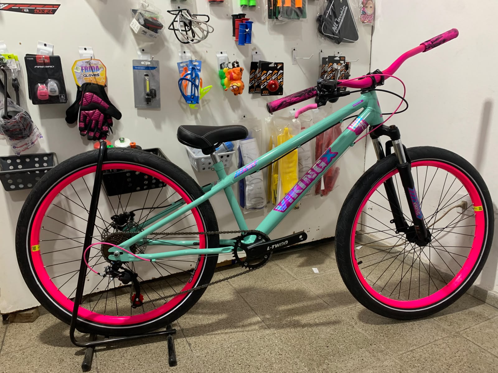 VIKINGX TUFF 25 STUNT 