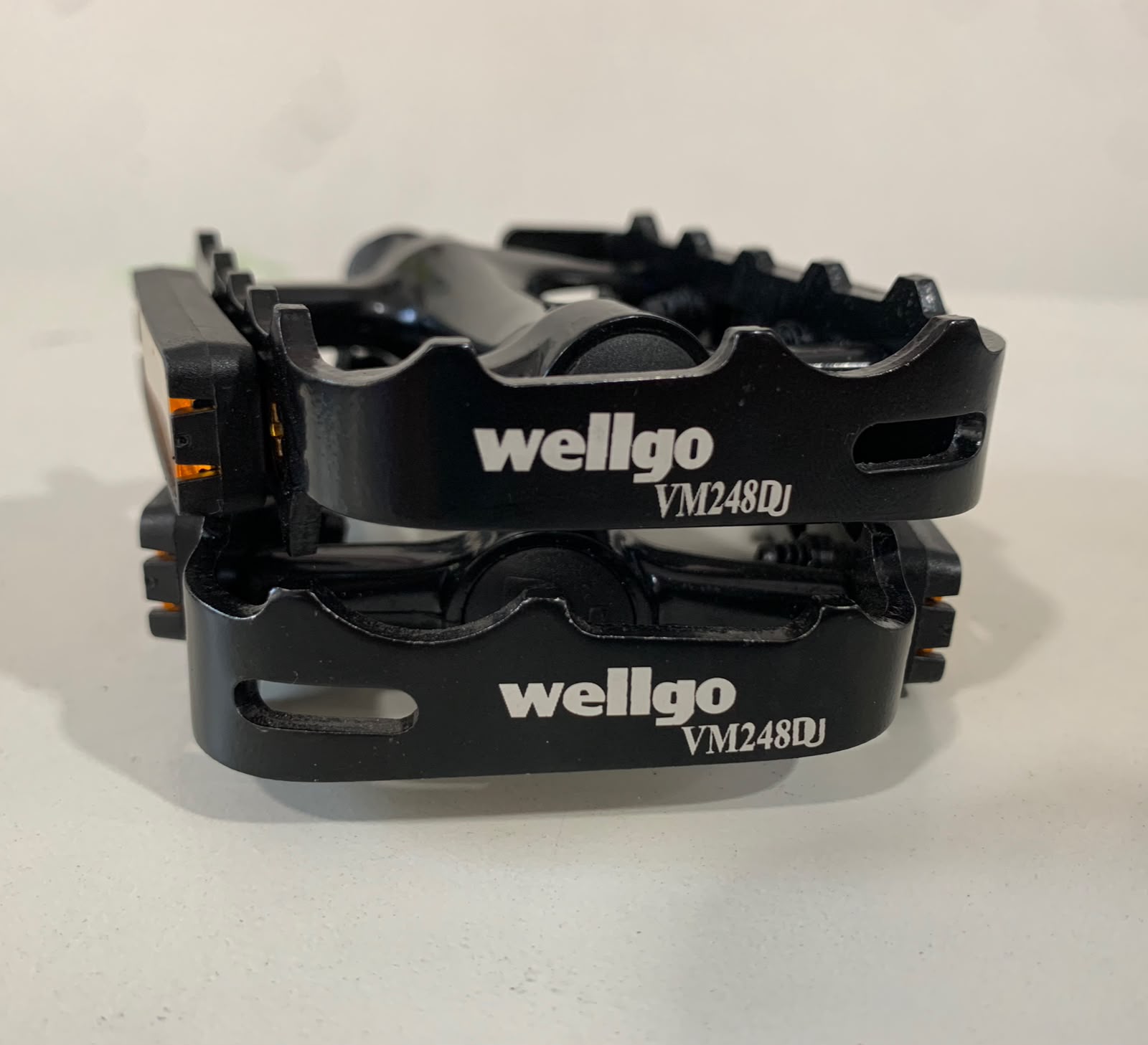 PEDALES 9/16 WELLGO ALUMINIO
